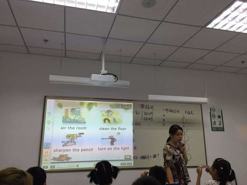 销售如何转行做培训(想离开销售岗位，转行做培训老师，大家觉得可行吗？)
